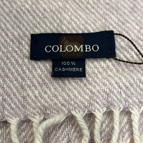 NWT Colombo 100% Cashmere Lavender Purple White Print Scarf Rectangular Fringe - Picture 6 of 7